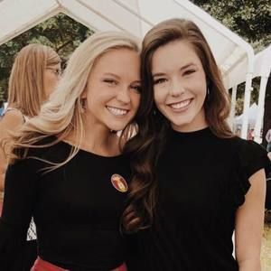 Meet your Posher, Ashley